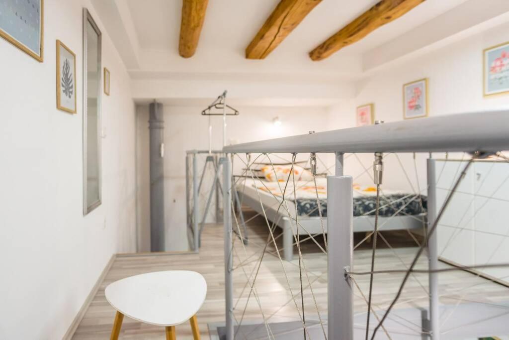 Apartma N'Poznam Tobacna Ljubljana Exterior photo