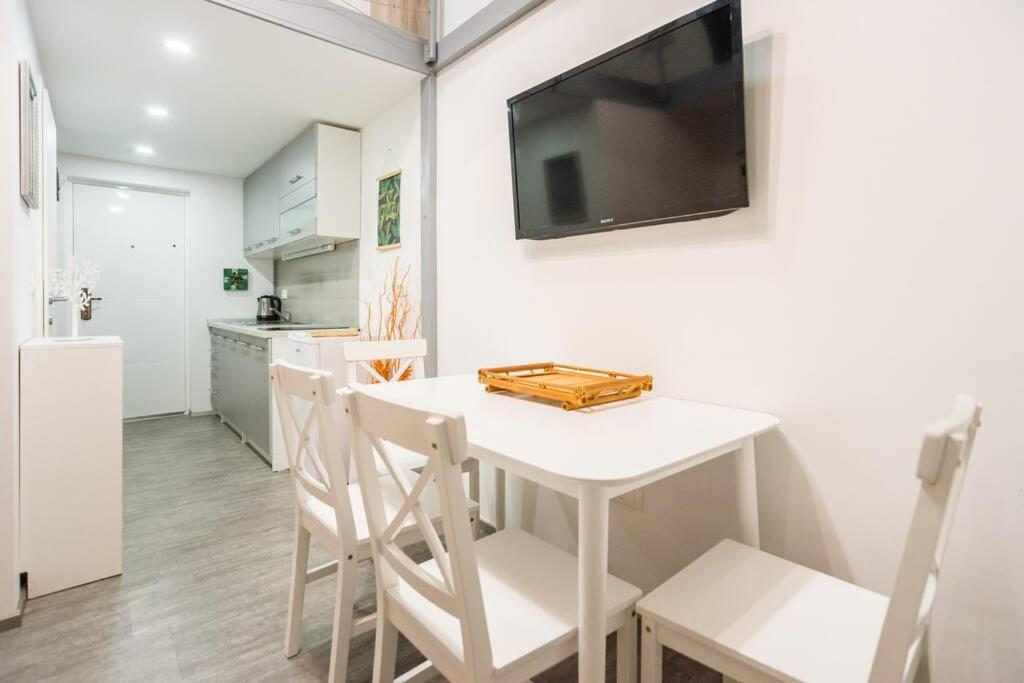 Apartma N'Poznam Tobacna Ljubljana Exterior photo