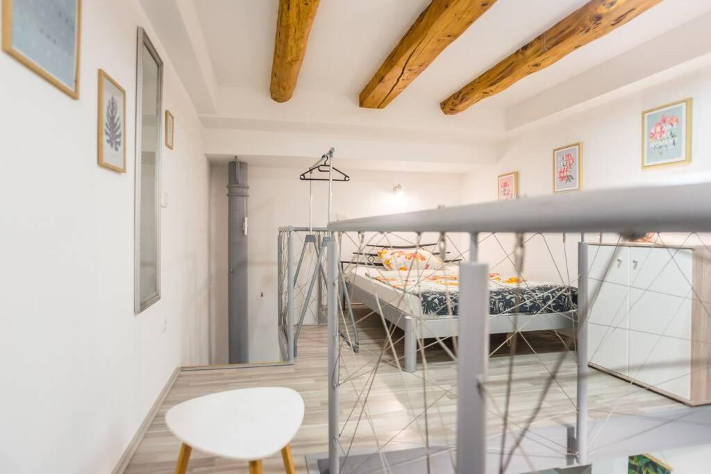Apartma N'Poznam Tobacna Ljubljana Exterior photo